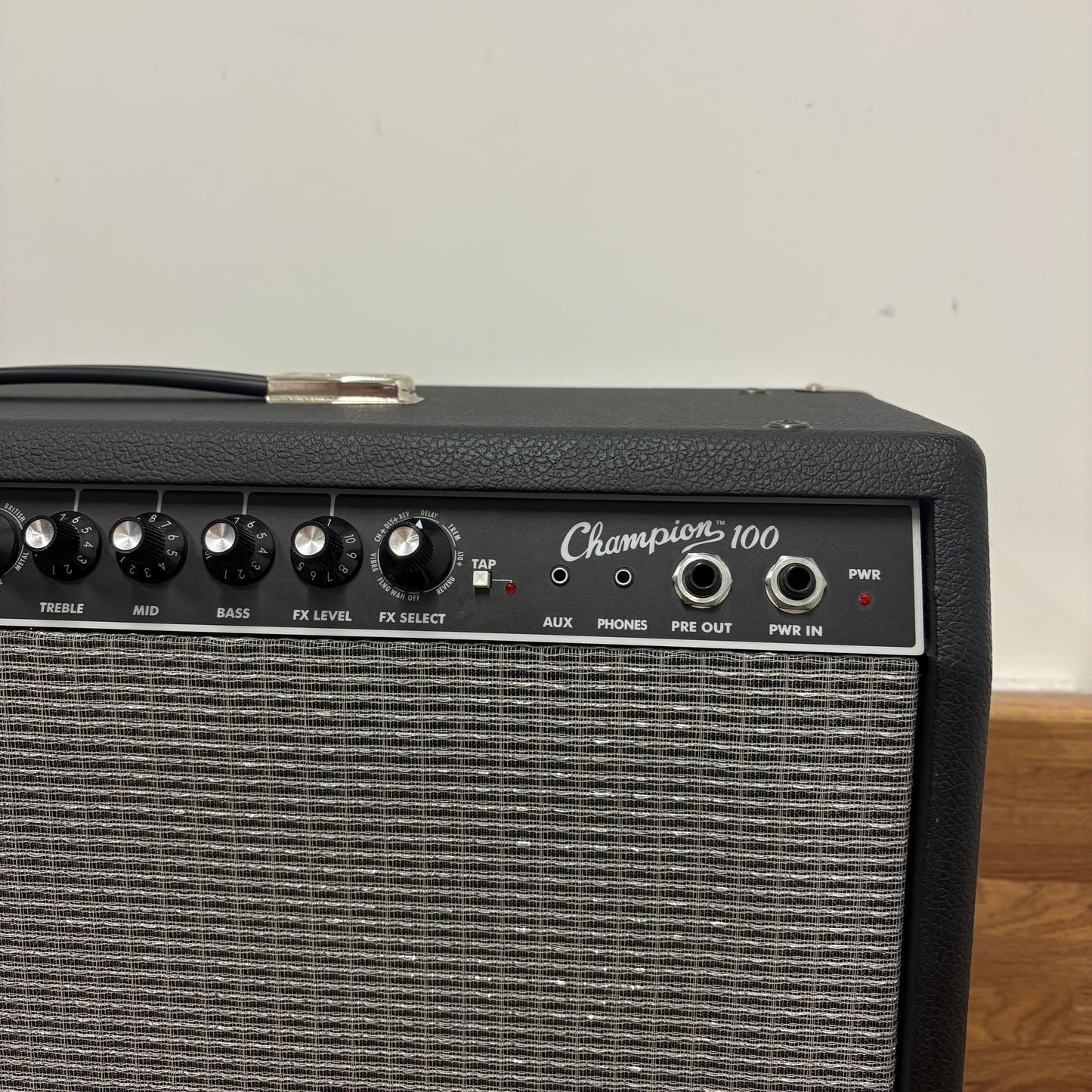 Pre-Owned Fender Champion 100w 2x12" Combo Amp
