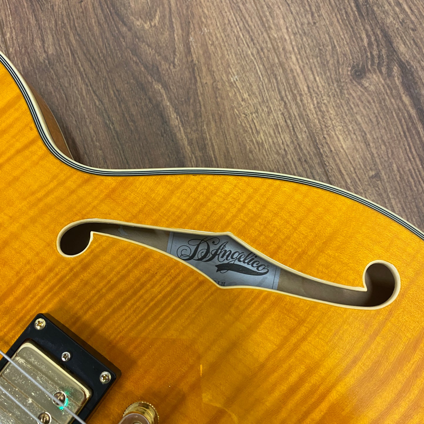 Pre-Owned D'Angelico Excel EX-SS - Left Handed - Vintage Natural