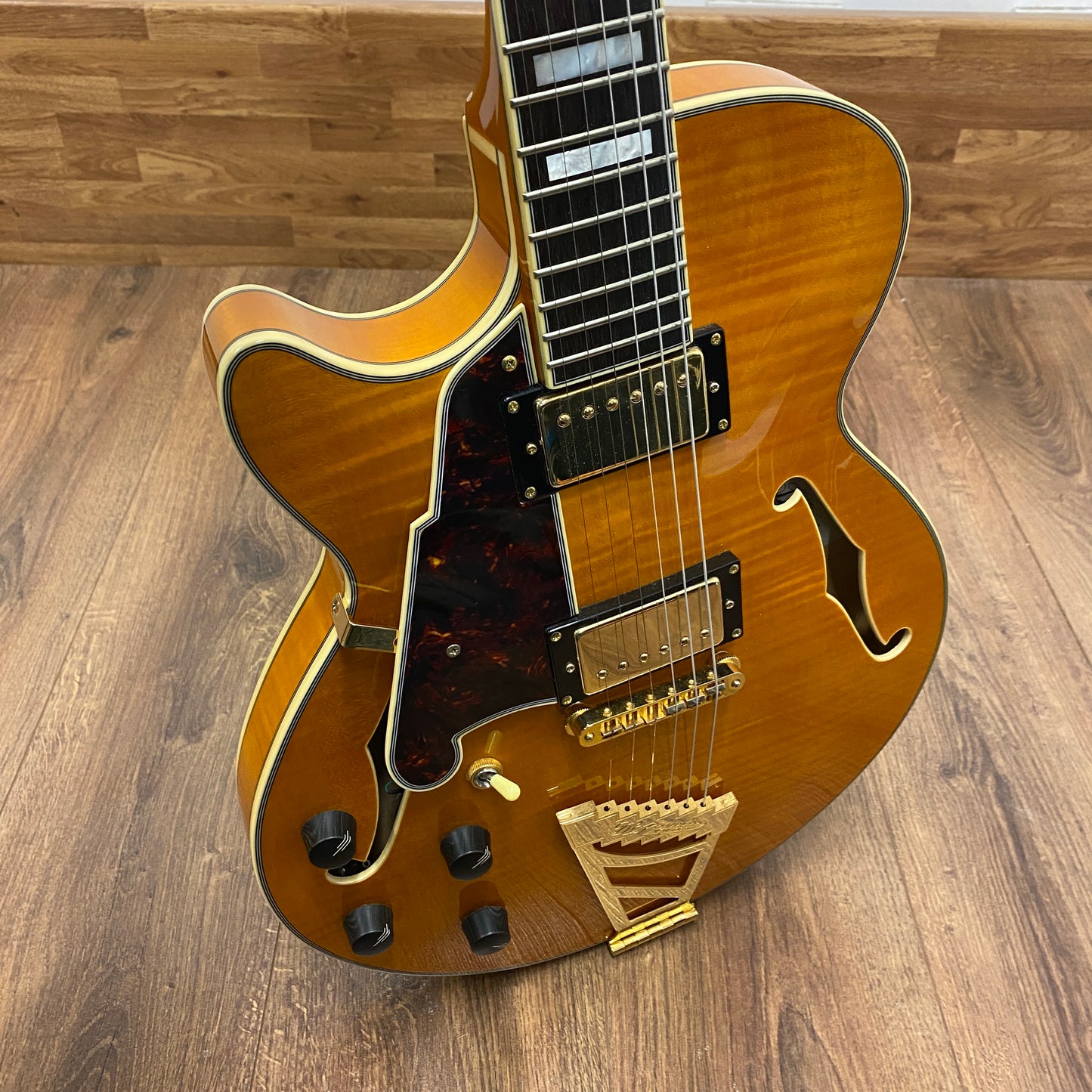 Pre-Owned D'Angelico Excel EX-SS - Left Handed - Vintage Natural