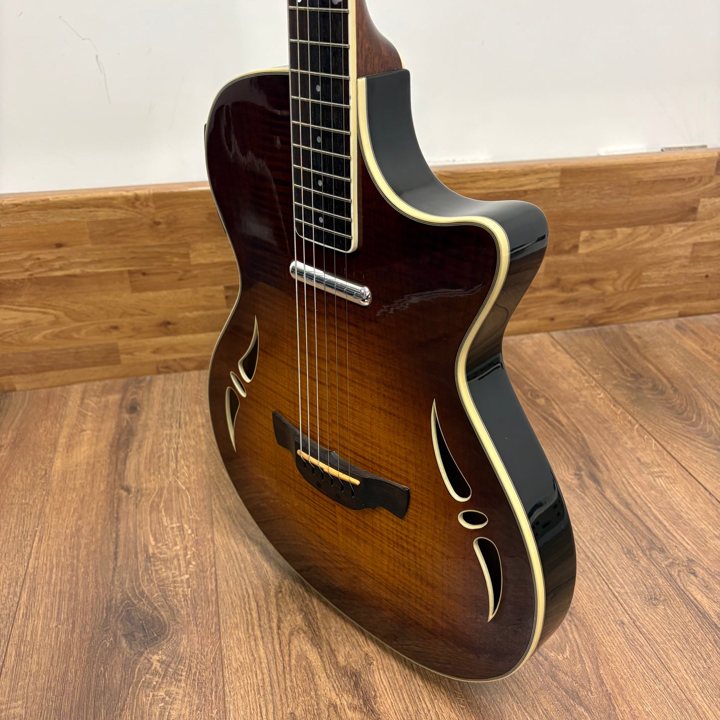 Pre-Owned Crafter SA-TMVS Electro-Acoustic - Sunburst