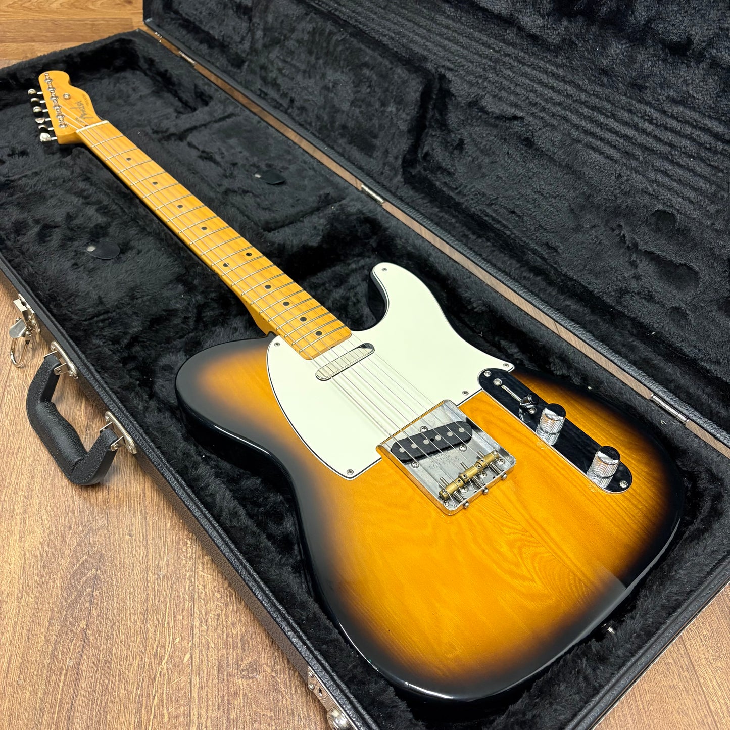 Pre-Owned Fender MIJ Telecaster TL-52 - 2-Tone Sunburst - 1985