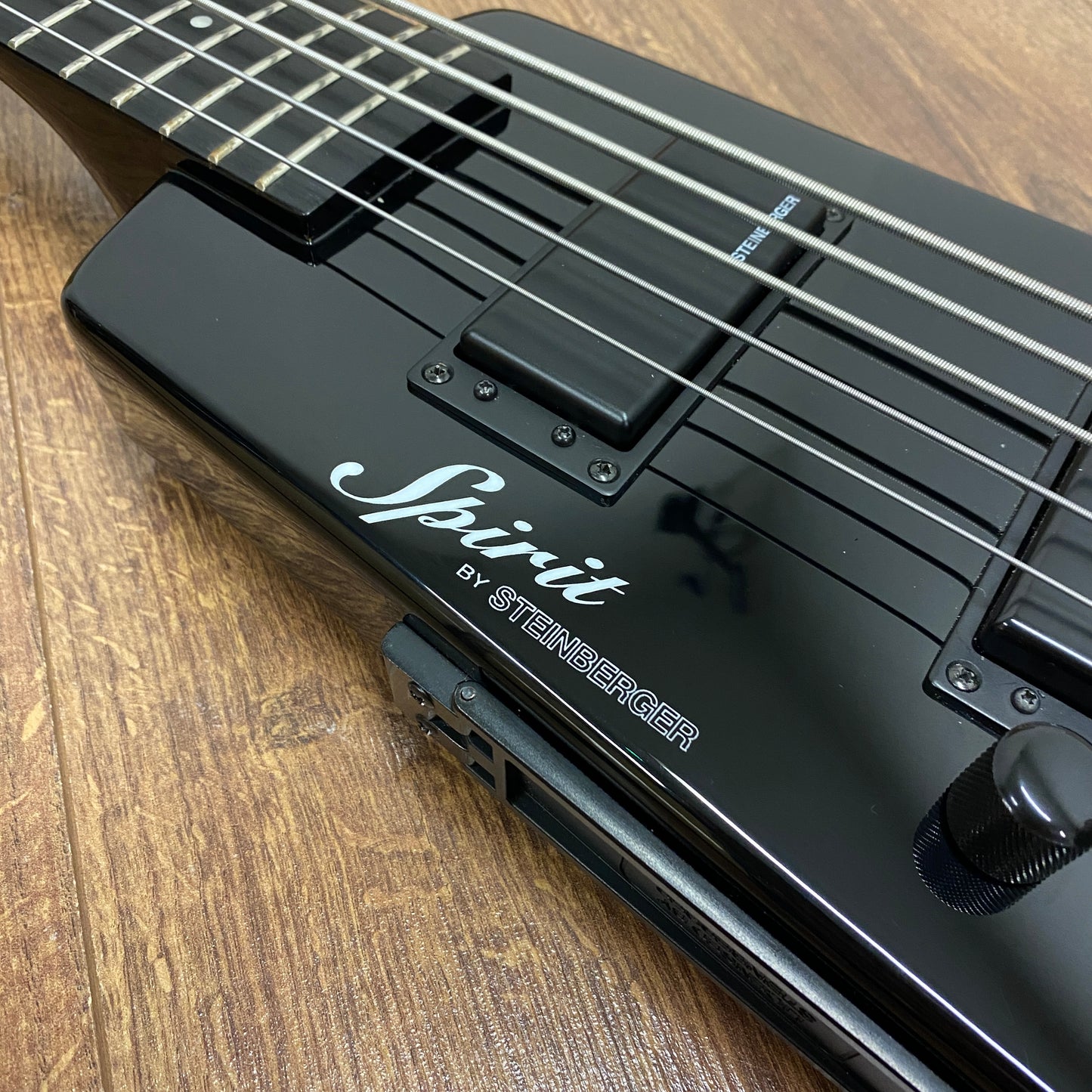 Pre-Owned Steinberger Spirit XT-25 Standard 5-String Bass - Left Handed - Black