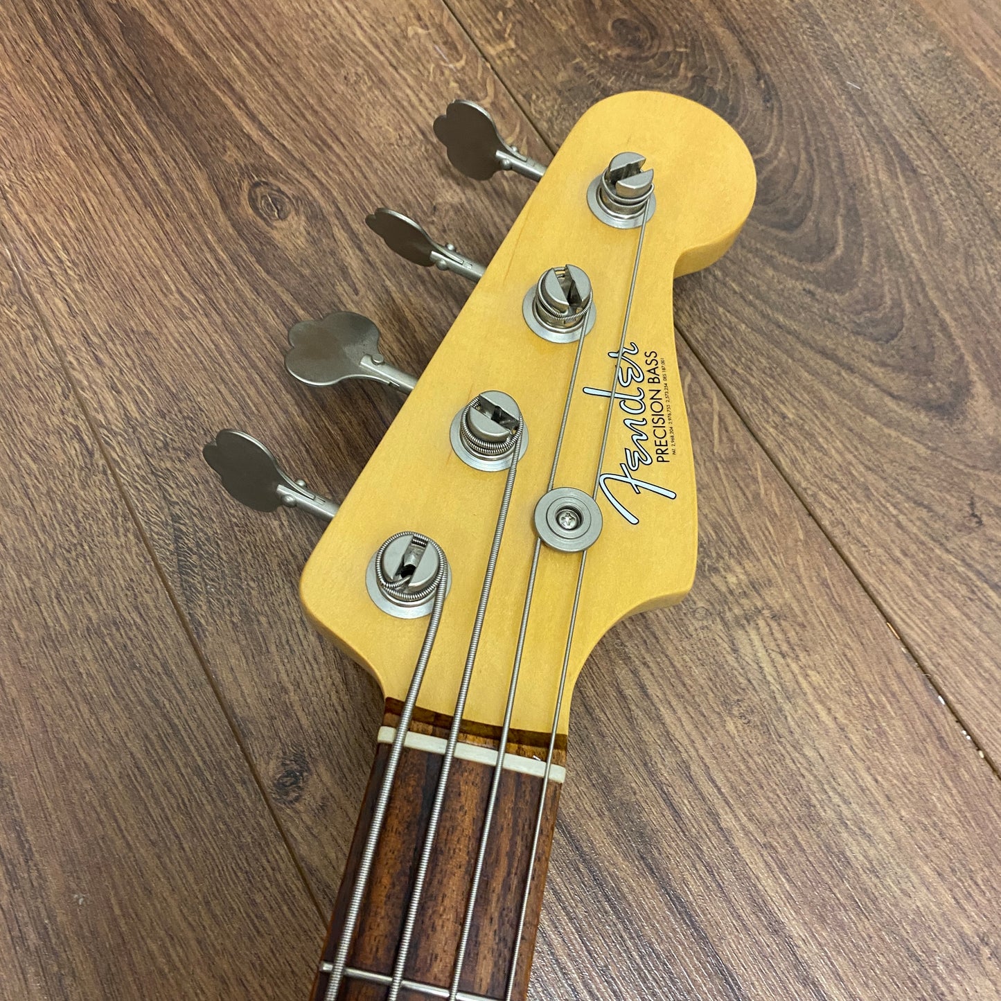 Pre-Owned Fender American Vintage '63 Precision Bass - Sunburst - 2017