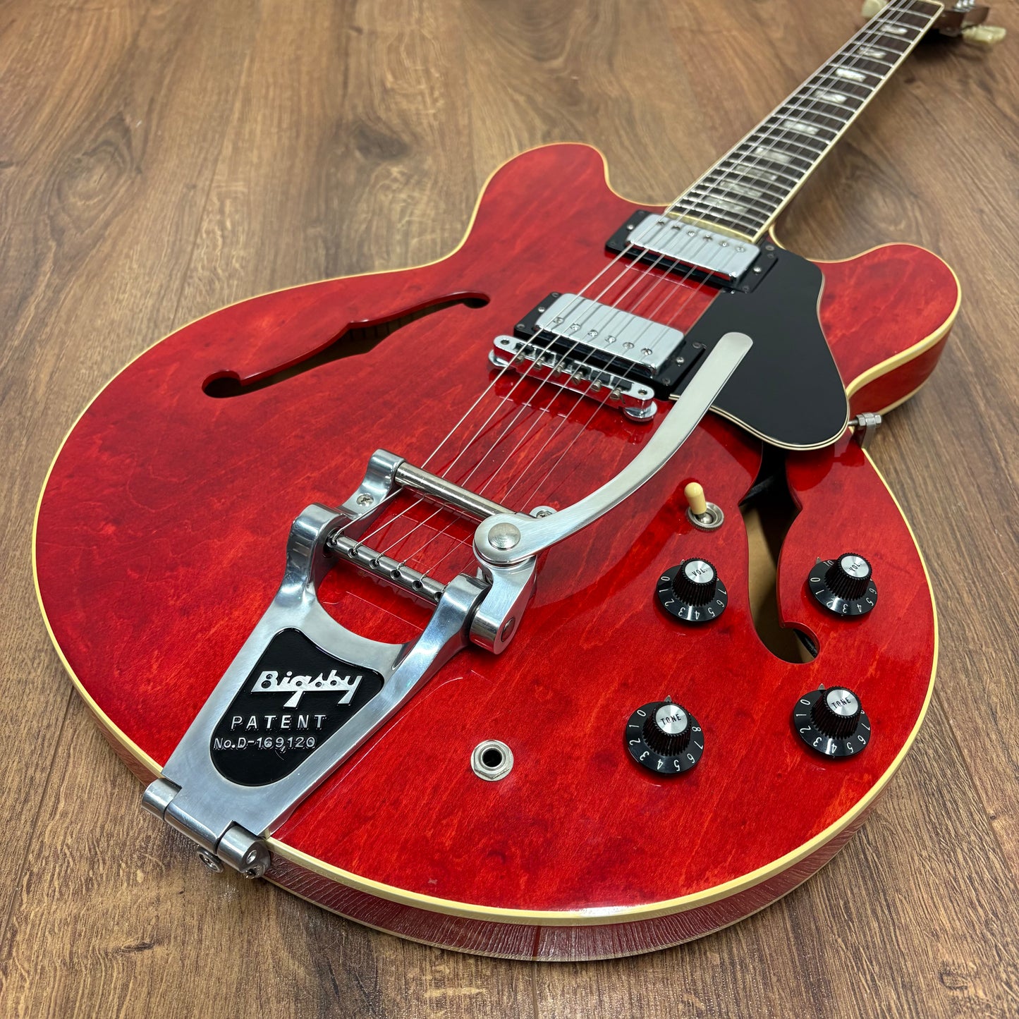 Pre-Owned Gibson ES-335 TD - Cherry Red - 1974