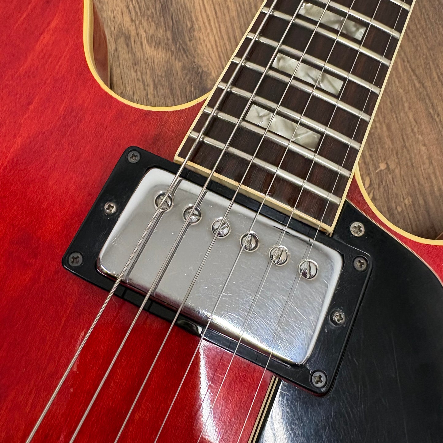 Pre-Owned Gibson ES-335 TD - Cherry Red - 1974