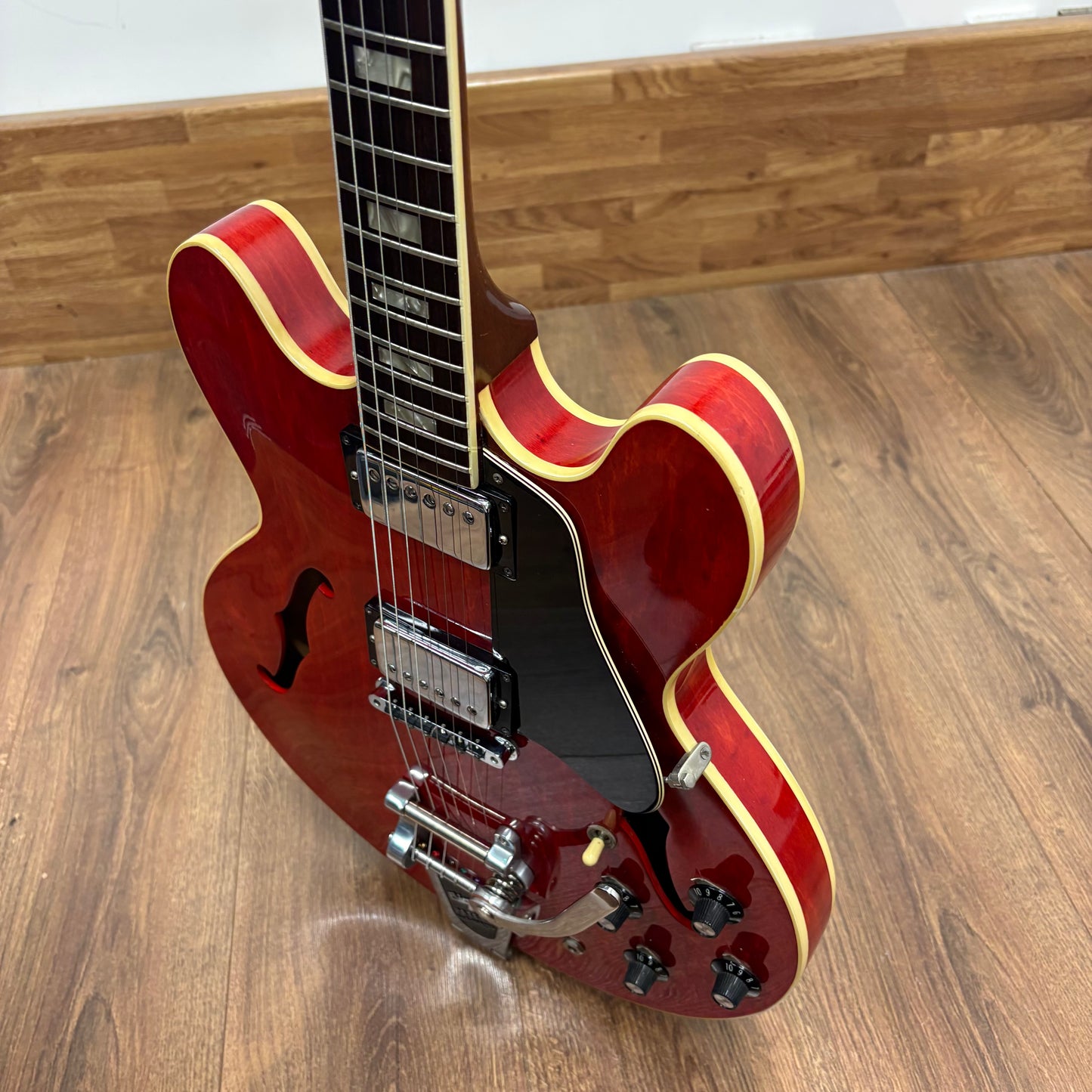Pre-Owned Gibson ES-335 TD - Cherry Red - 1974