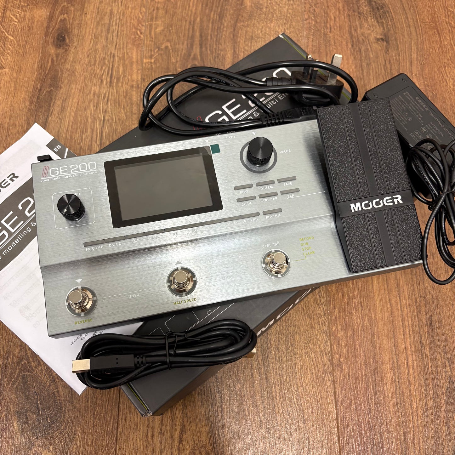 Pre-Owned Mooer GE200 Multi-Effects Pedal
