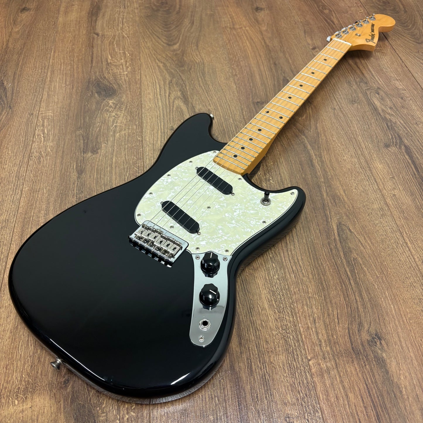 Pre-Owned Fender Player Mustang - Black