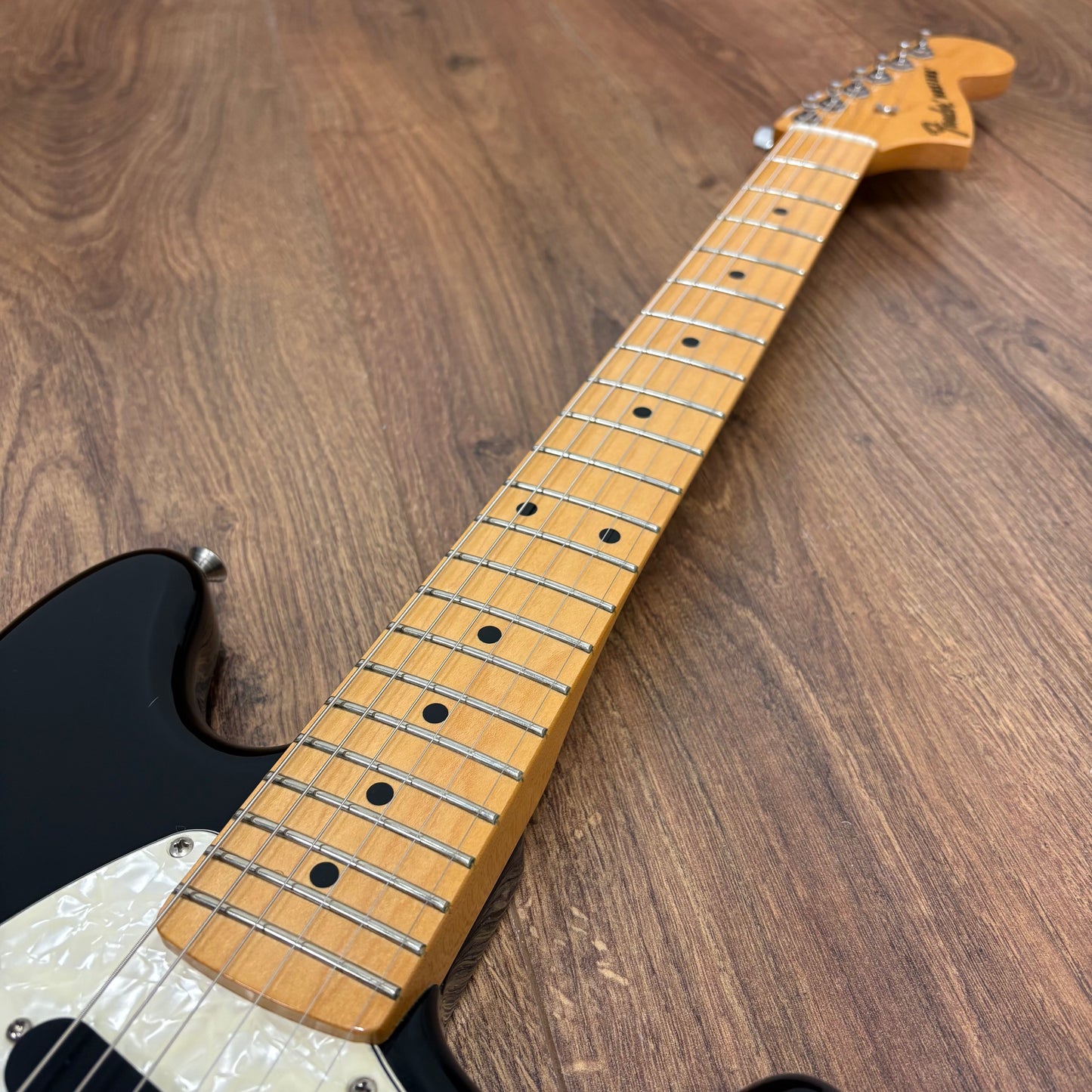 Pre-Owned Fender Player Mustang - Black