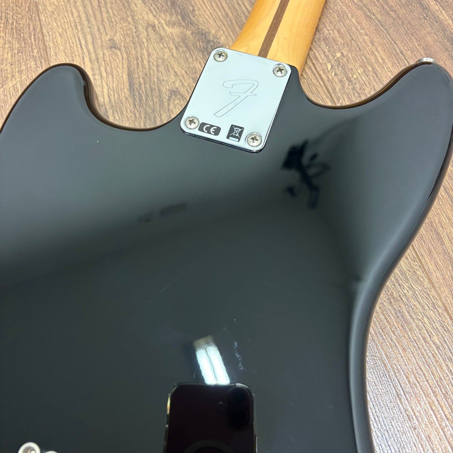 Pre-Owned Fender Player Mustang - Black