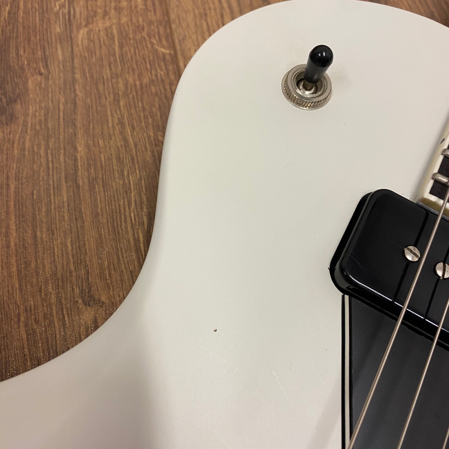 Pre-Owned Schecter Solo II Special - Vintage White