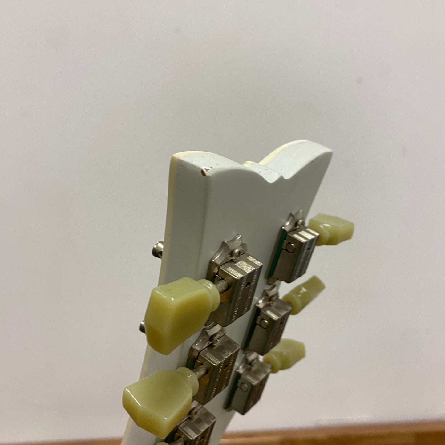 Pre-Owned Schecter Solo II Special - Vintage White