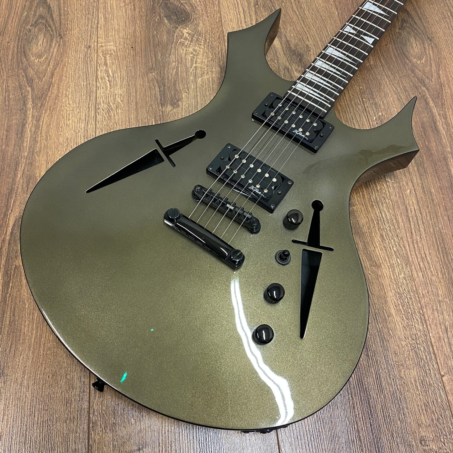 Pre-Owned BC Rich The Dagger Semi-Hollow - Gunmetal