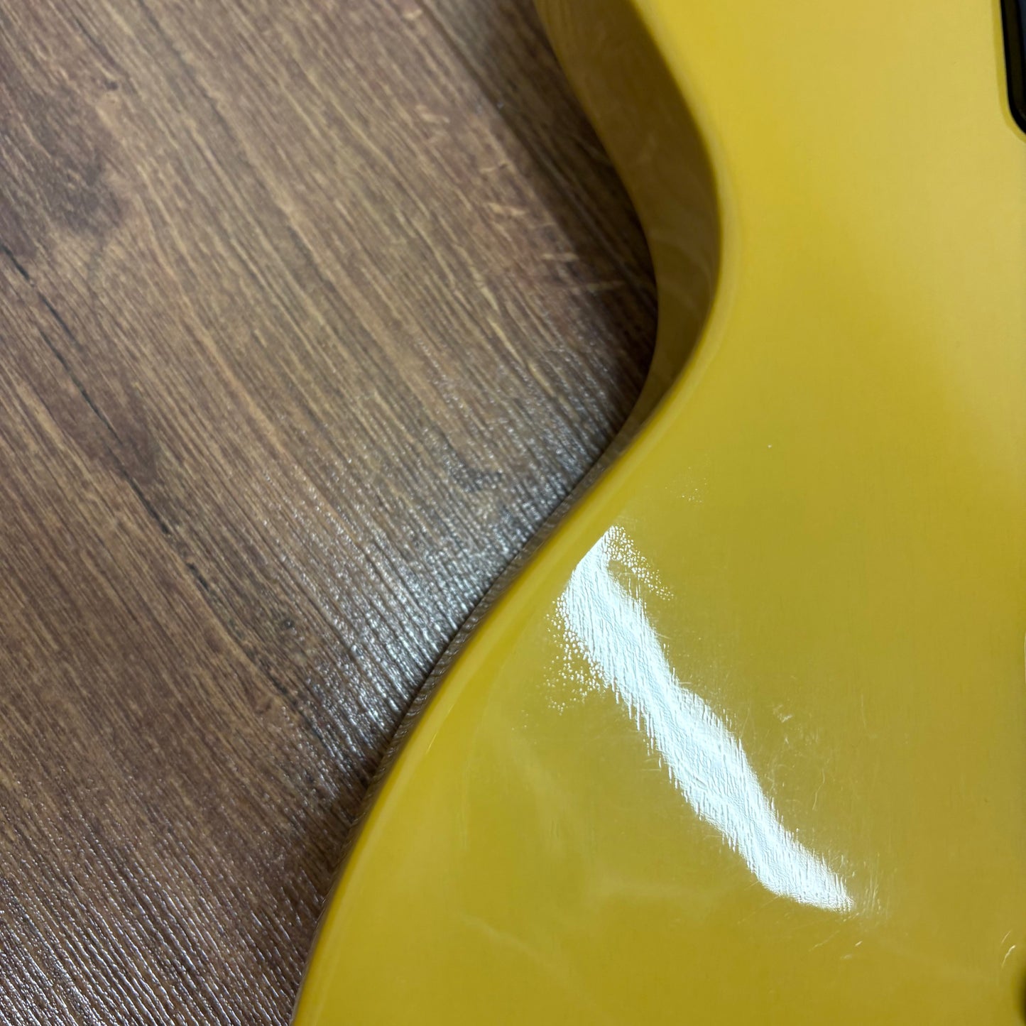 Pre-Owned Gibson Les Paul Special Double Cut - TV Yellow - 2015