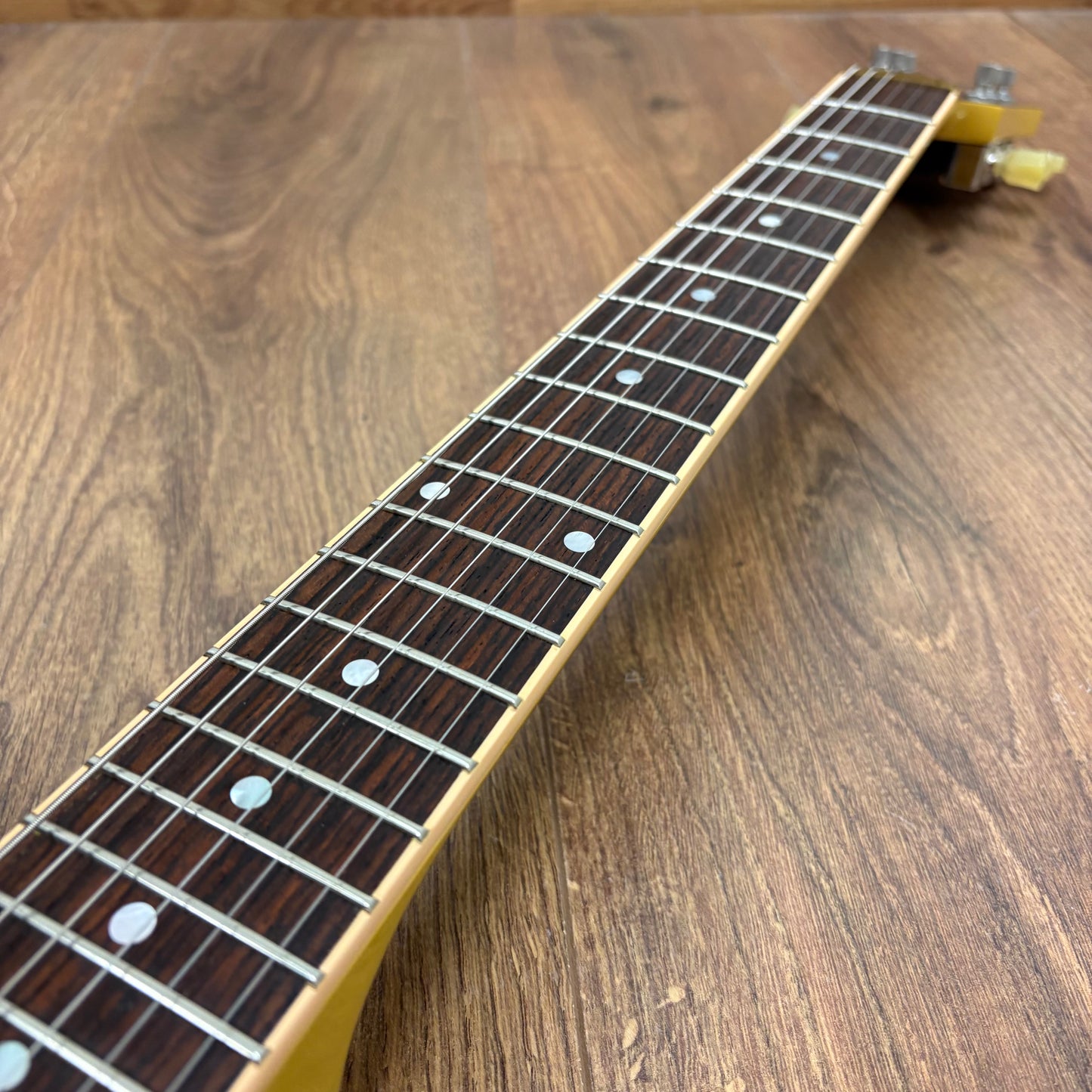 Pre-Owned Gibson Les Paul Special Double Cut - TV Yellow - 2015