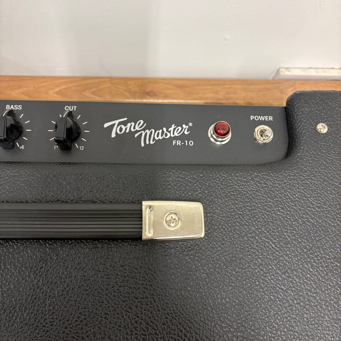 Pre-Owned Fender Tone Master Pro, FR-10 Cab & EXP Pedal Bundle