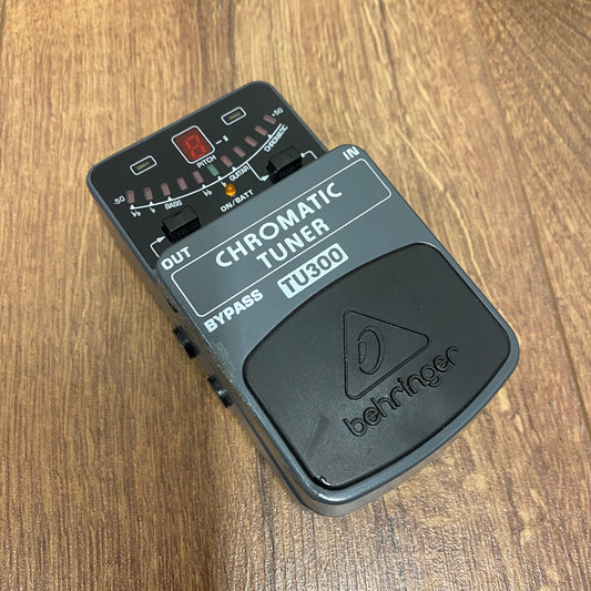 Pre-Owned Behringer TU300 Tuner