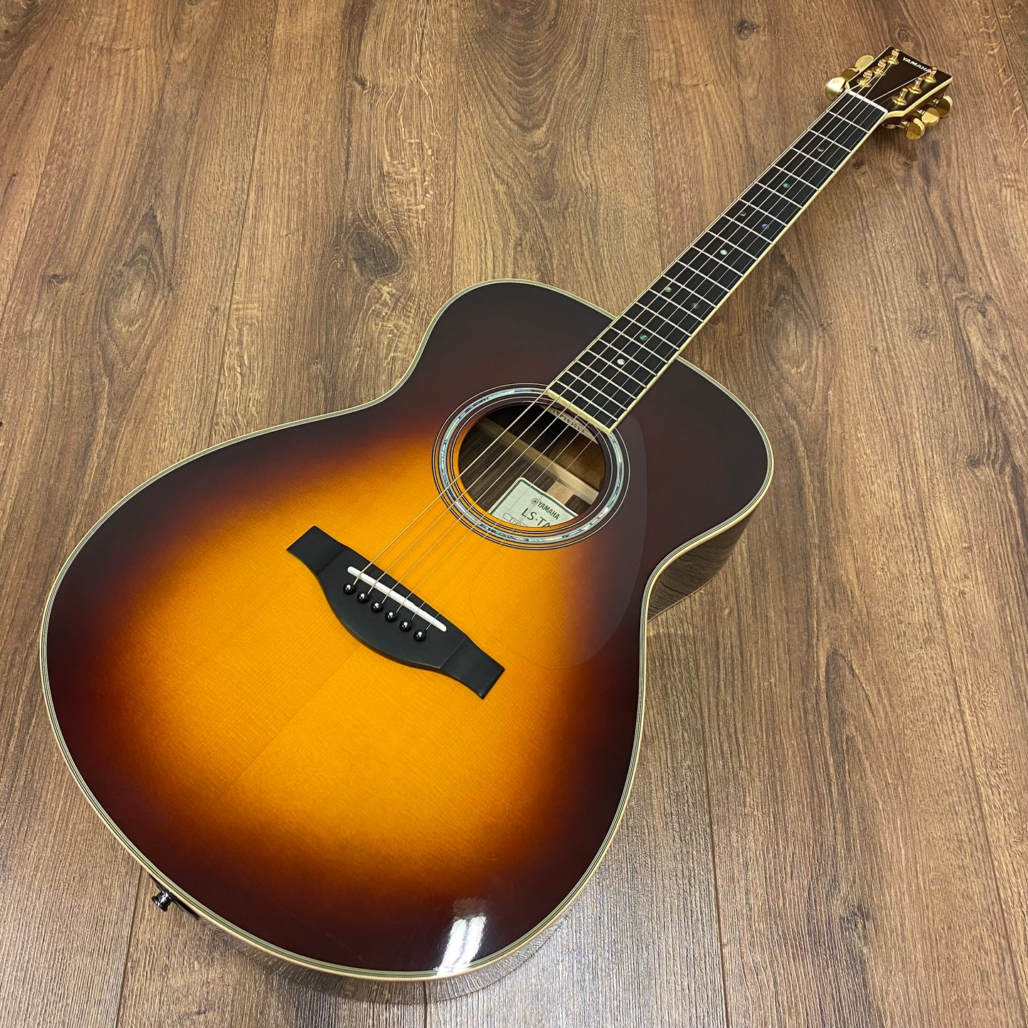 Pre-Owned Yamaha LS-TA TransAcoustic Concert Electro-Acoustic - Brown Sunburst