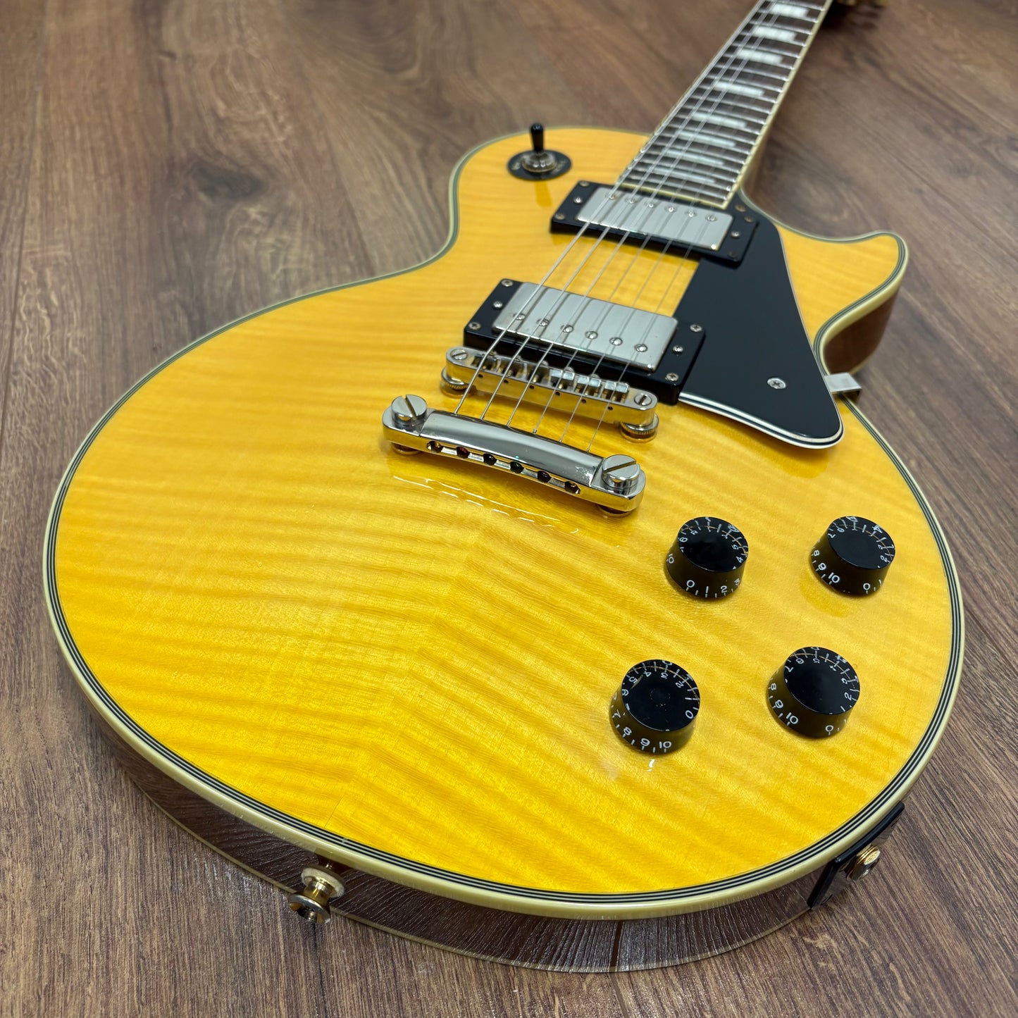 Pre-Owned Epiphone Les Paul Custom - Natural Flame
