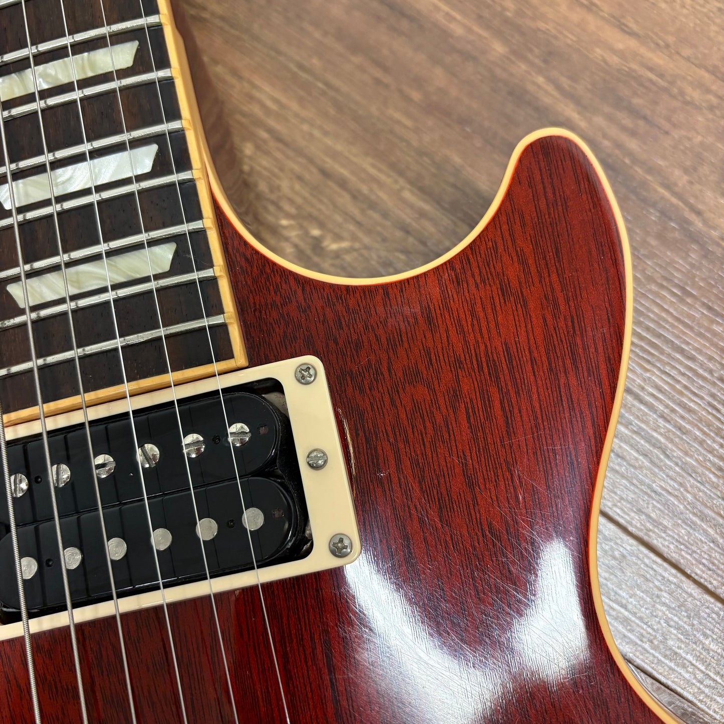 Pre-Owned Gibson Les Paul Classic Antique - Faded Cherry - 2007 Guitar Of The Week #27