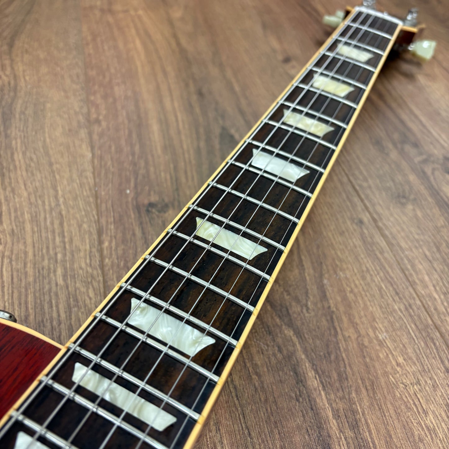 Pre-Owned Gibson Les Paul Classic Antique - Faded Cherry - 2007 Guitar Of The Week #27