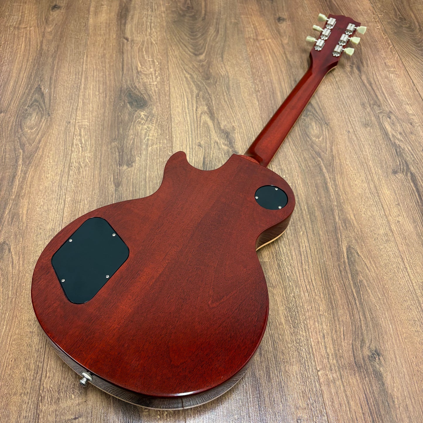 Pre-Owned Gibson Les Paul Classic Antique - Faded Cherry - 2007 Guitar Of The Week #27
