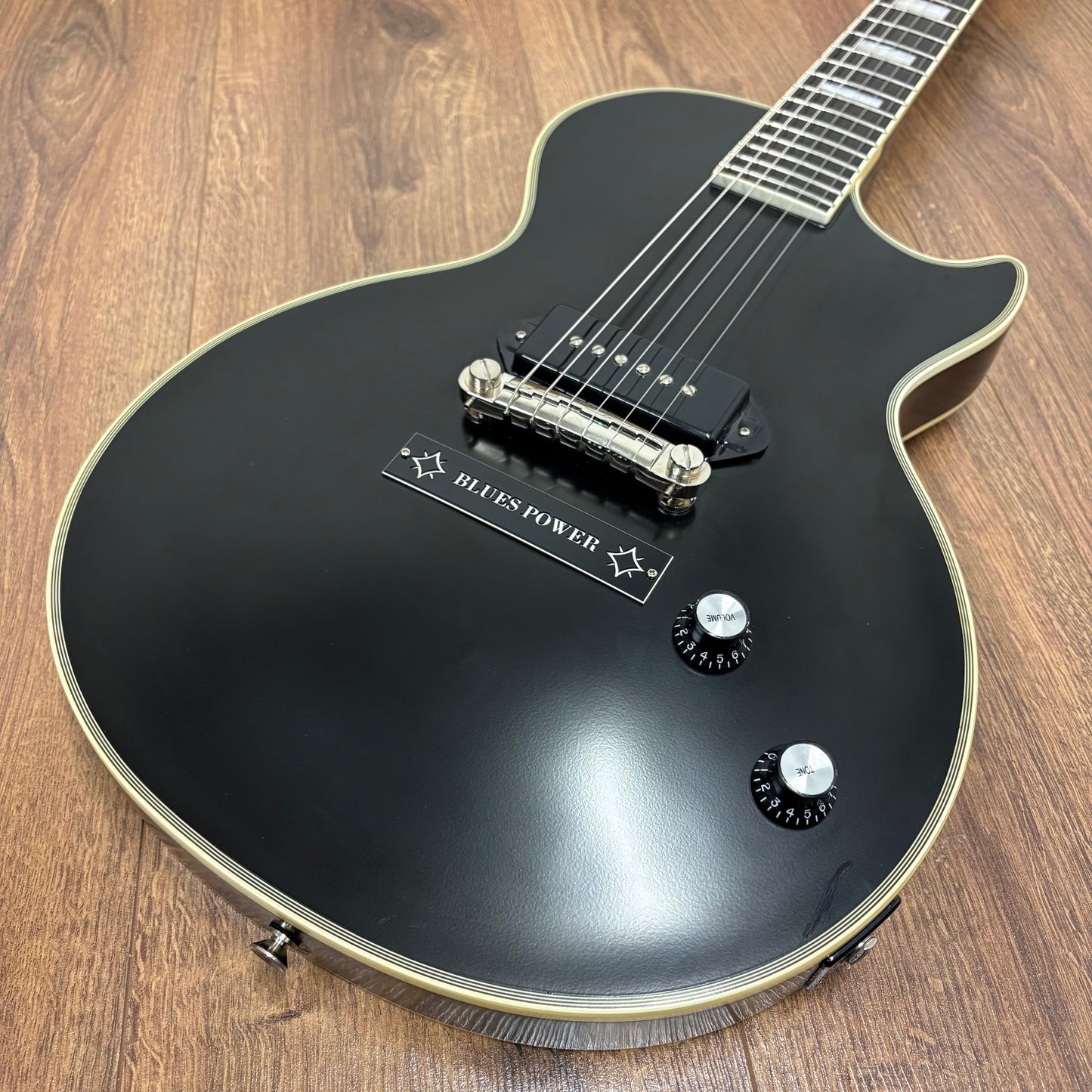 Pre-Owned Epiphone Jared James Nichols Old Glory Les Paul Custom - Black