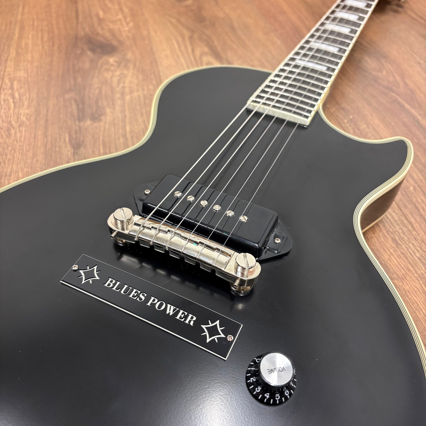 Pre-Owned Epiphone Jared James Nichols Old Glory Les Paul Custom - Black