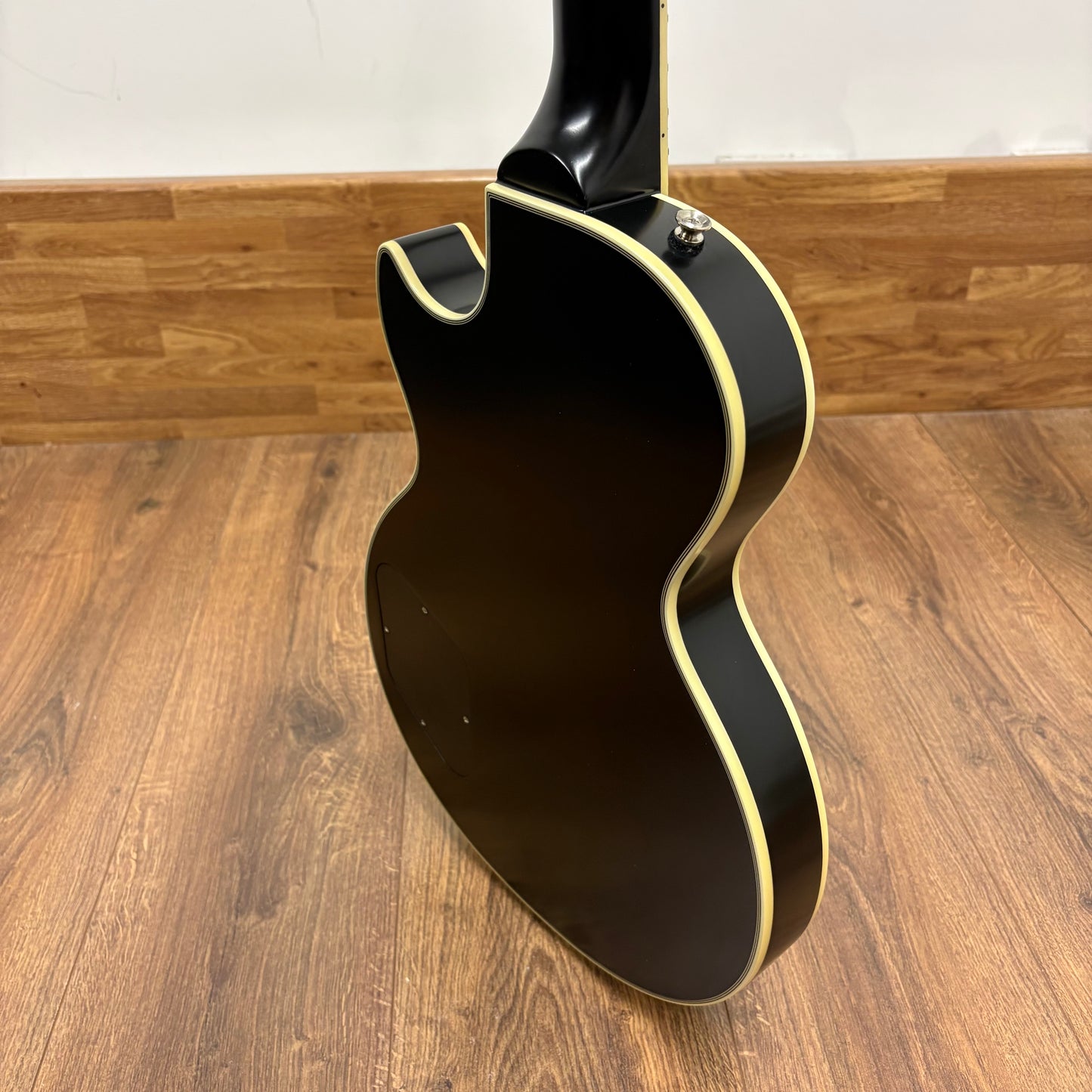 Pre-Owned Epiphone Jared James Nichols Old Glory Les Paul Custom - Black