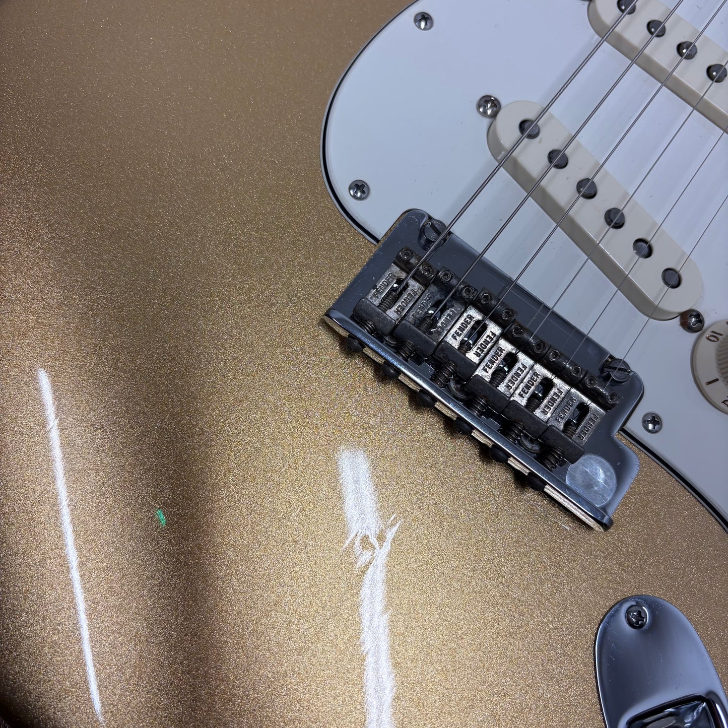 Pre-Owned Fender Limited Edition American Standard Stratocaster - Mystic Aztec Gold - 2014