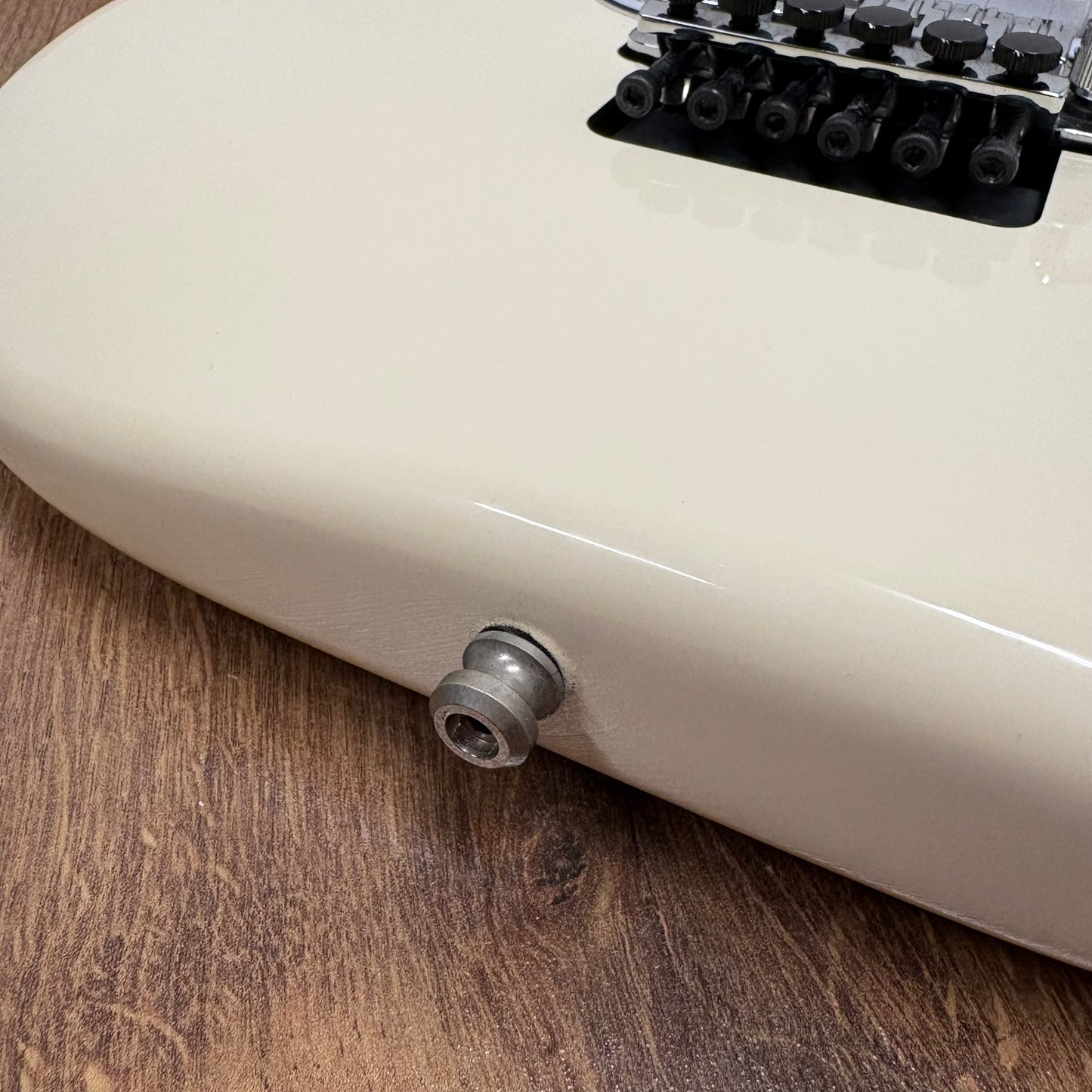 Pre-Owned Fender Player Stratocaster  Floyd Rose  - Upgraded - Arctic White
