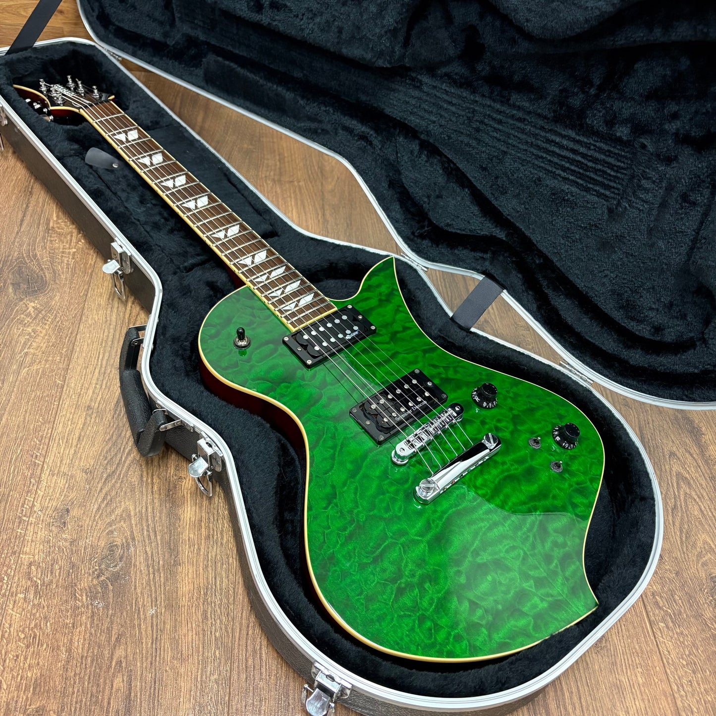 Pre-Owned Fernandes Ravelle Elite - Emerald Green Quilted Maple
