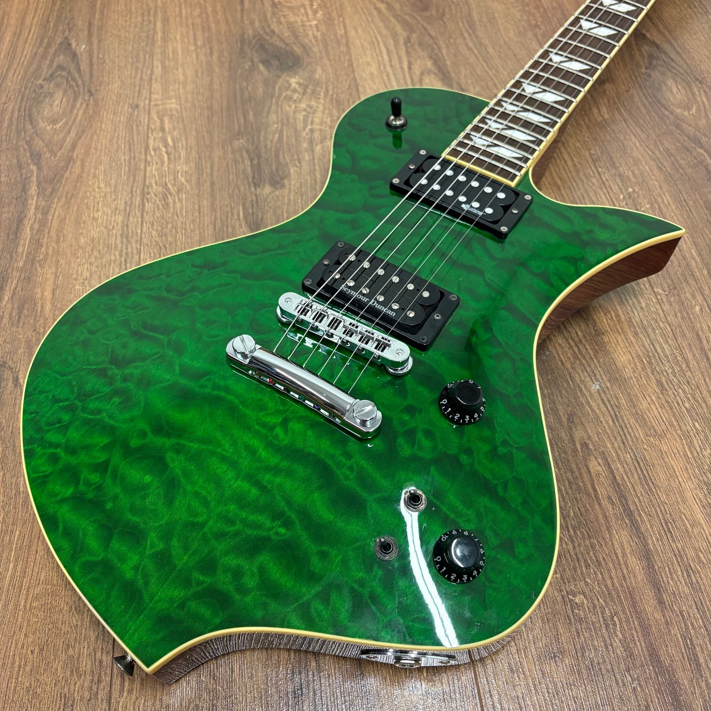 Pre-Owned Fernandes Ravelle Elite - Emerald Green Quilted Maple