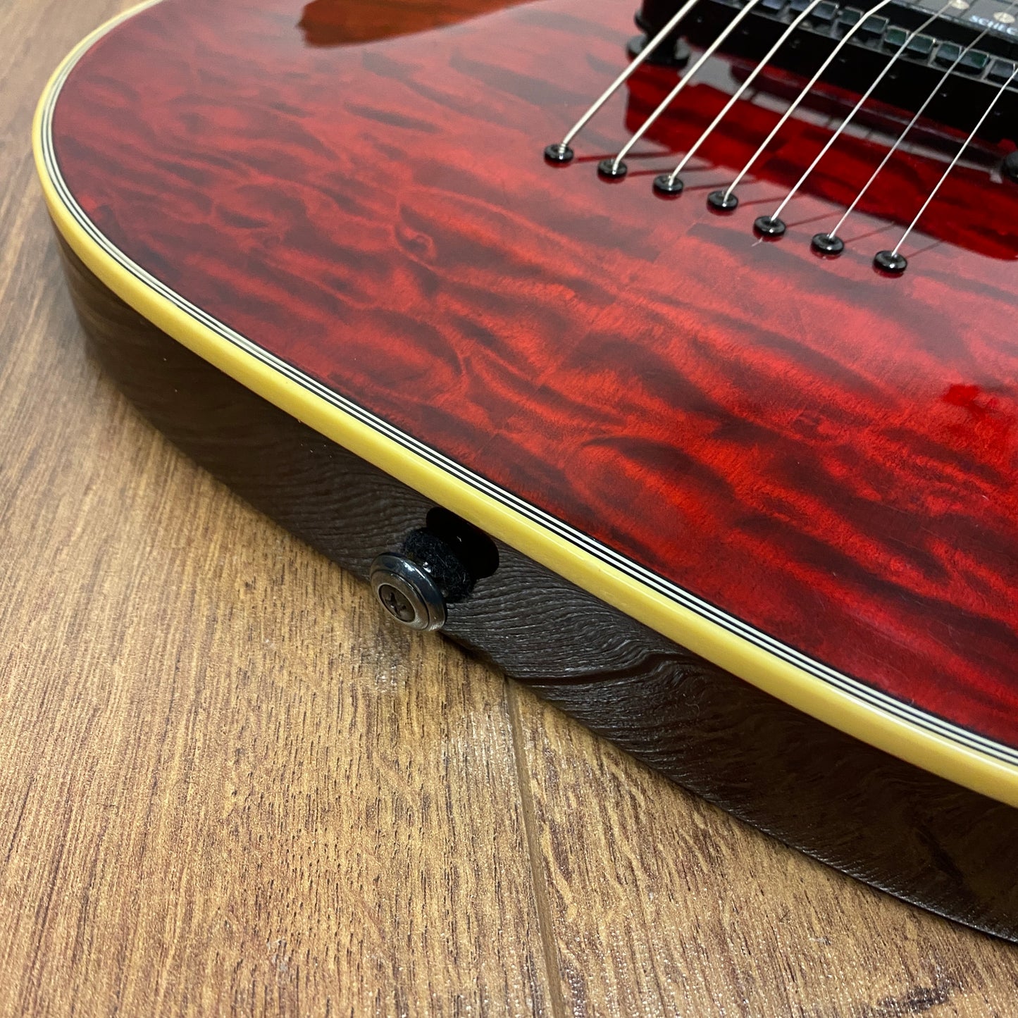 Pre-Owned Schecter Omen Extreme-7 - Black Cherry