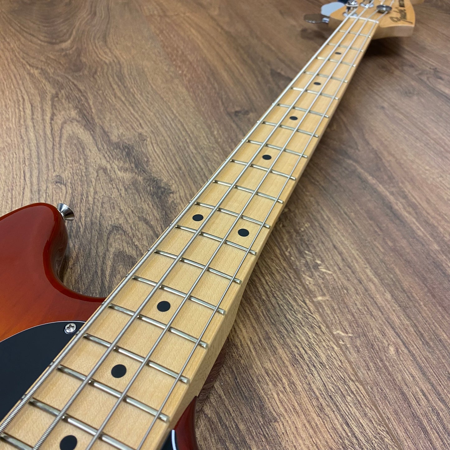 Pre-Owned Fender Player Mustang PJ Bass - Sienna Sunburst