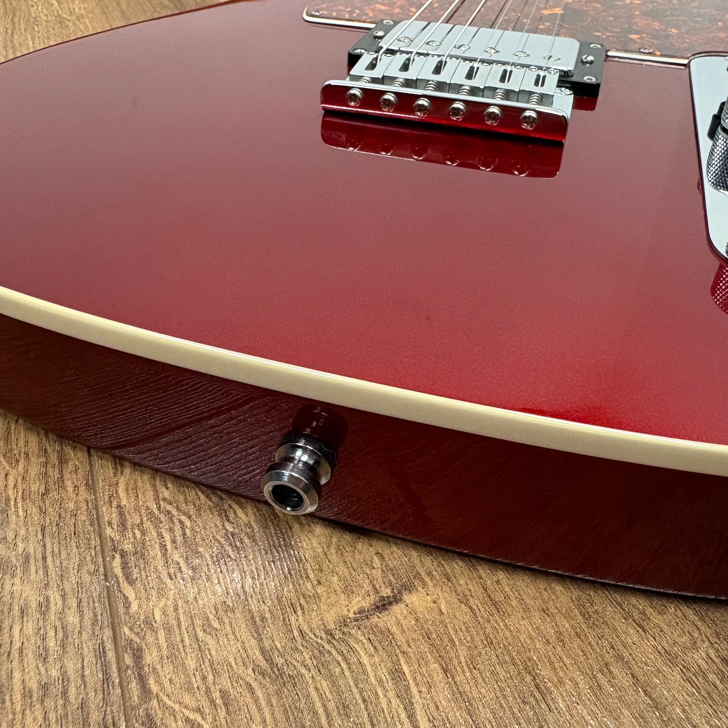 Pre-Owned Fender American Deluxe Telecaster *Modified* - Candy Apple Red - 2014