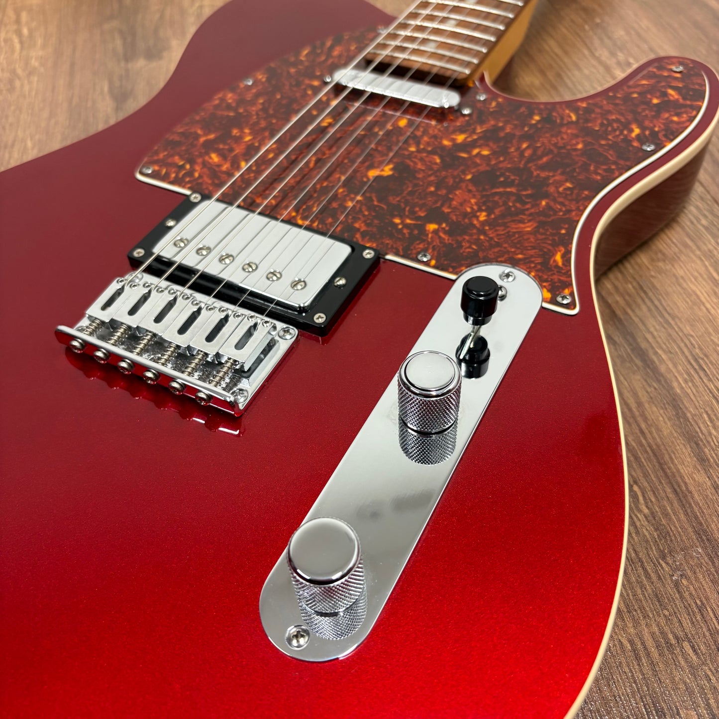 Pre-Owned Fender American Deluxe Telecaster *Modified* - Candy Apple Red - 2014