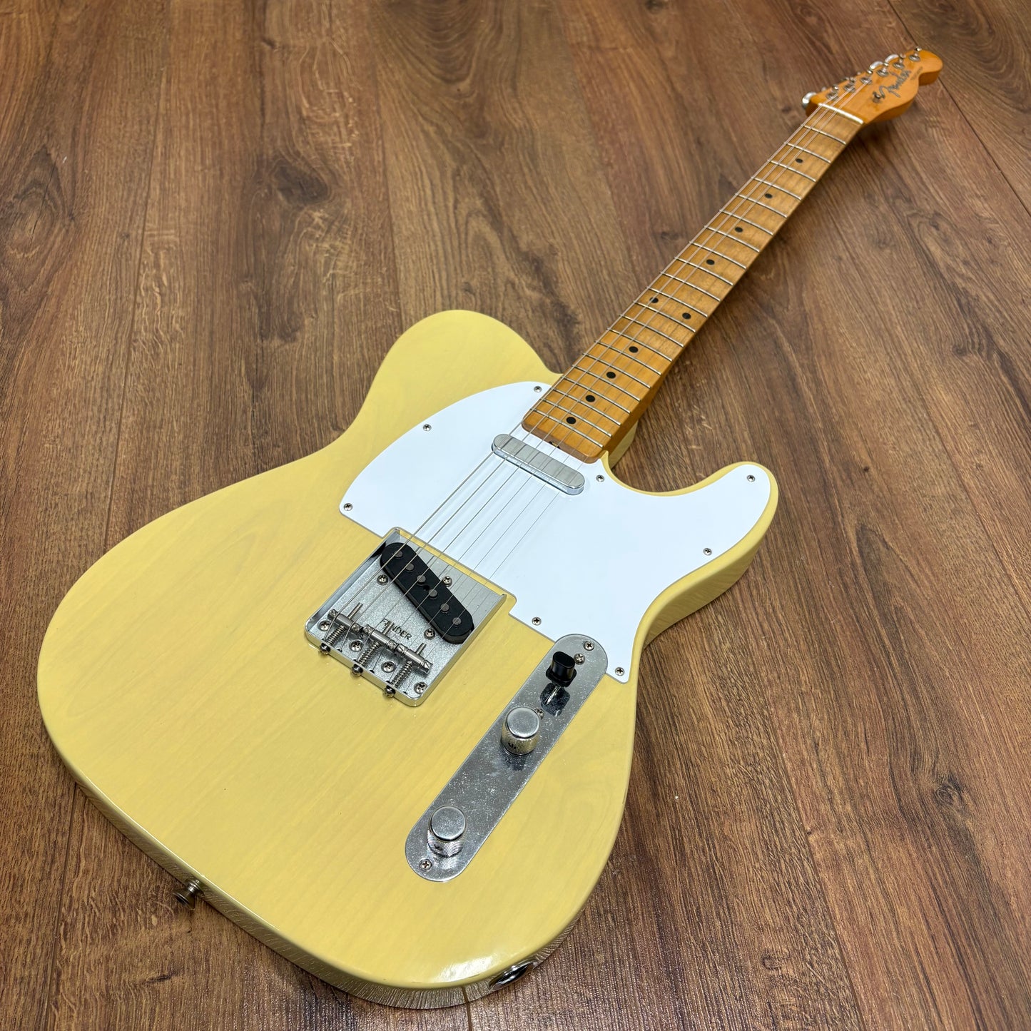 Pre-Owned Fender Vintera II Road Worn '60s Telecaster - Blonde - 2026