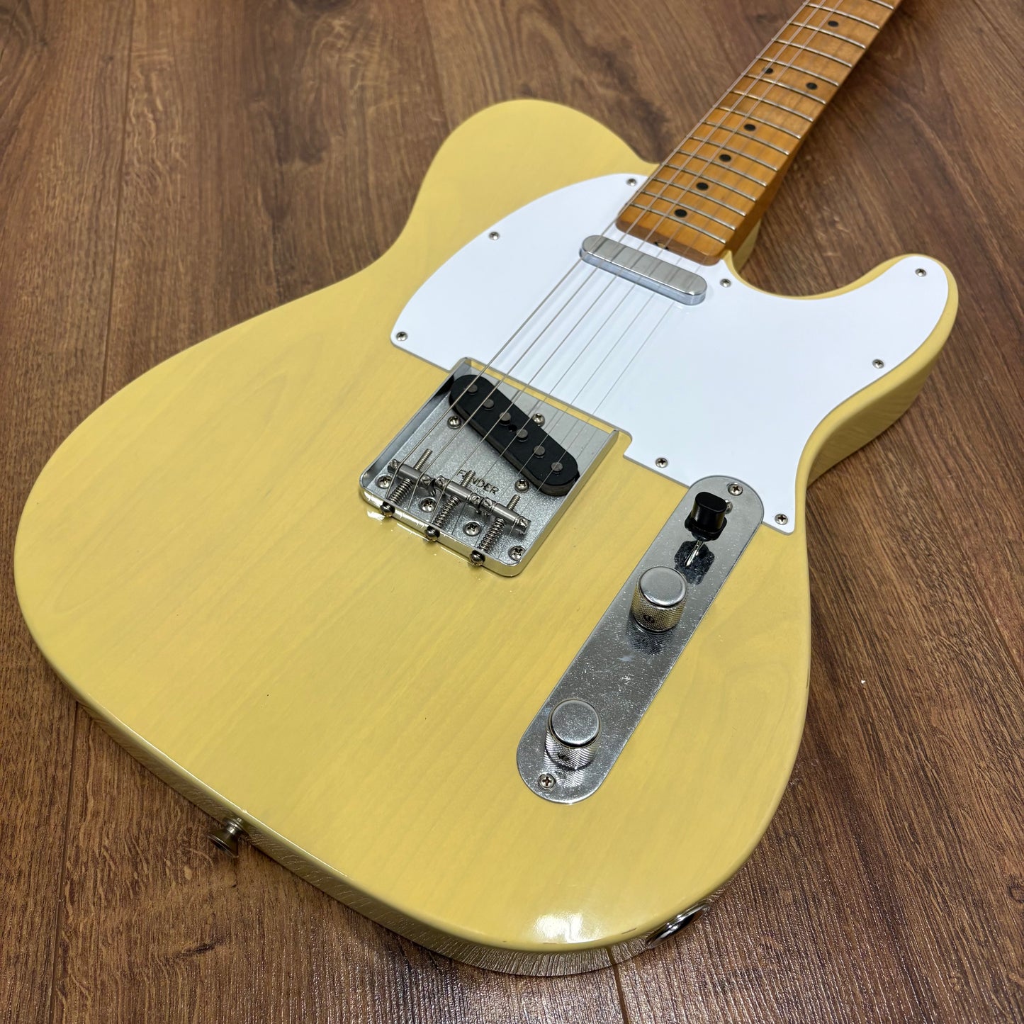 Pre-Owned Fender Vintera II Road Worn '60s Telecaster - Blonde - 2026