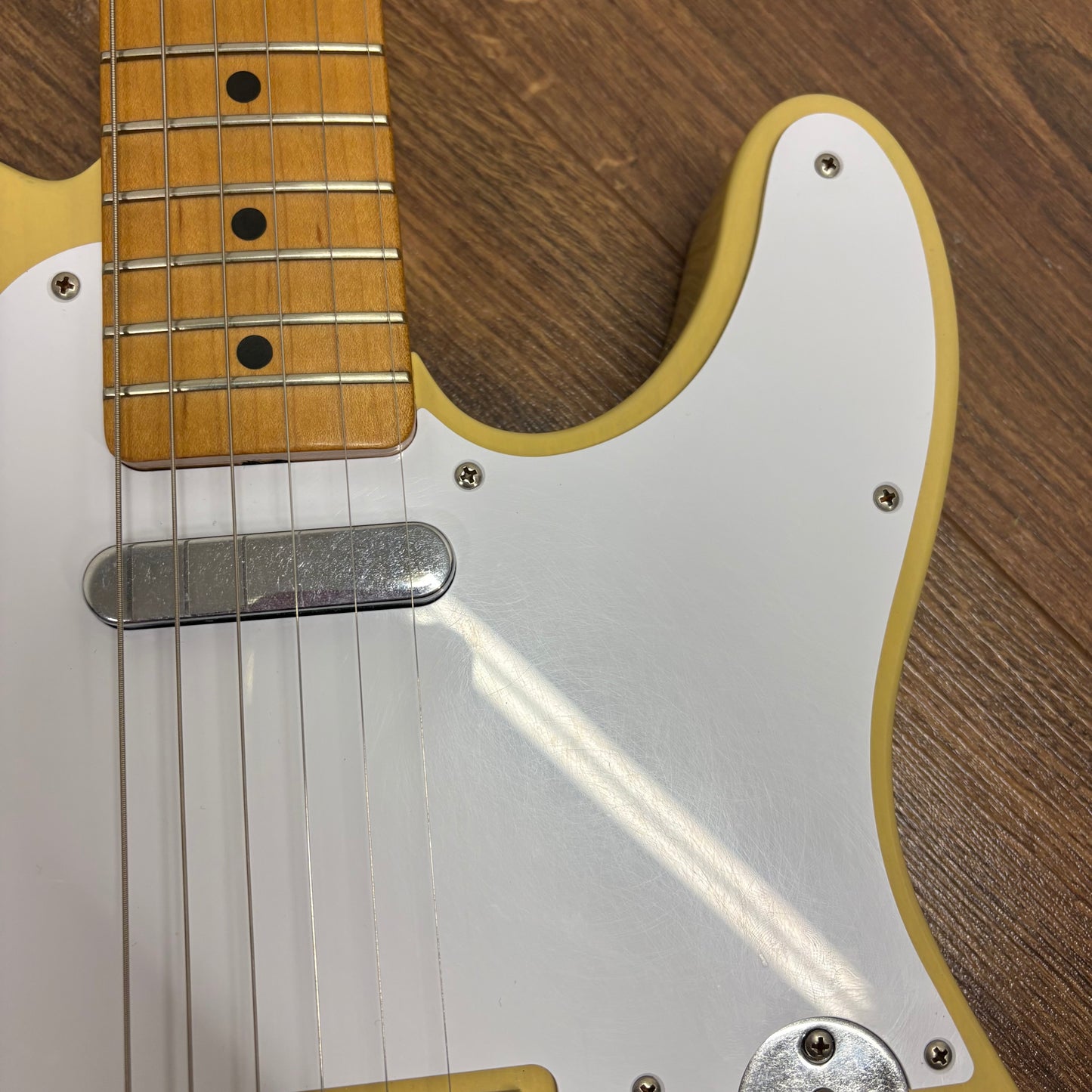 Pre-Owned Fender Vintera II Road Worn '60s Telecaster - Blonde - 2026