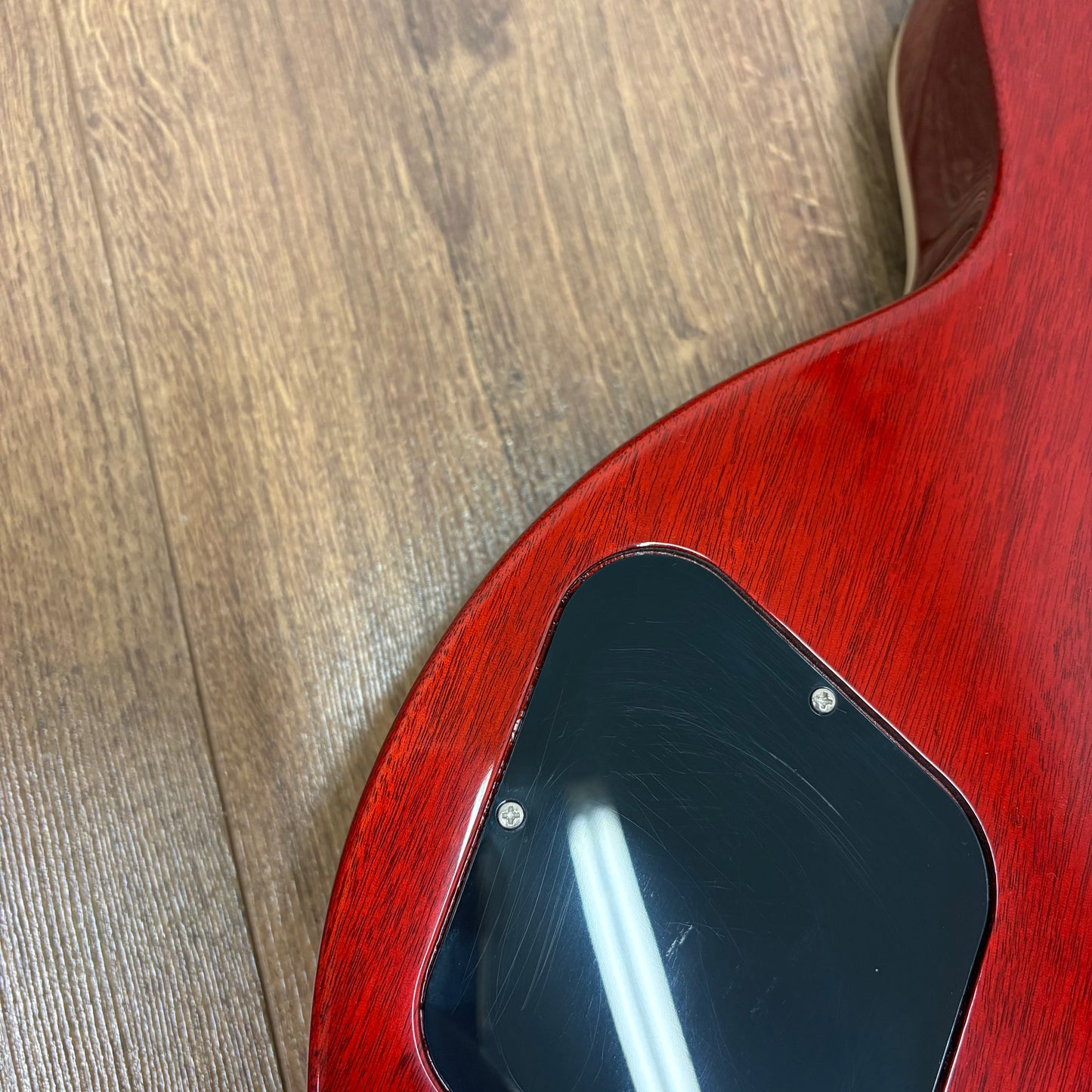 Pre-Owned Gibson Les Paul Standard '50s Figured Top - Heritage Cherry - 2026