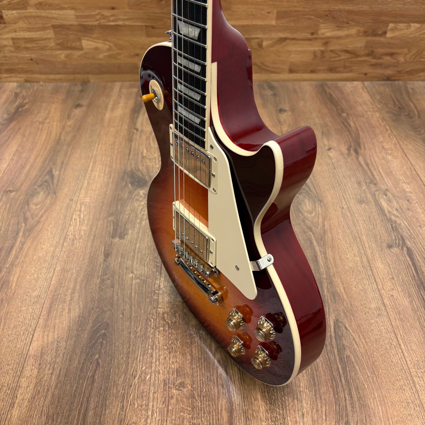 Pre-Owned Gibson Les Paul Standard '50s Figured Top - Heritage Cherry - 2026