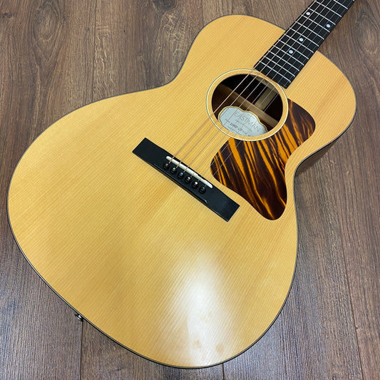 Pre-Owned Eastman E100SS-LTD Acoustic Parlour - Natural