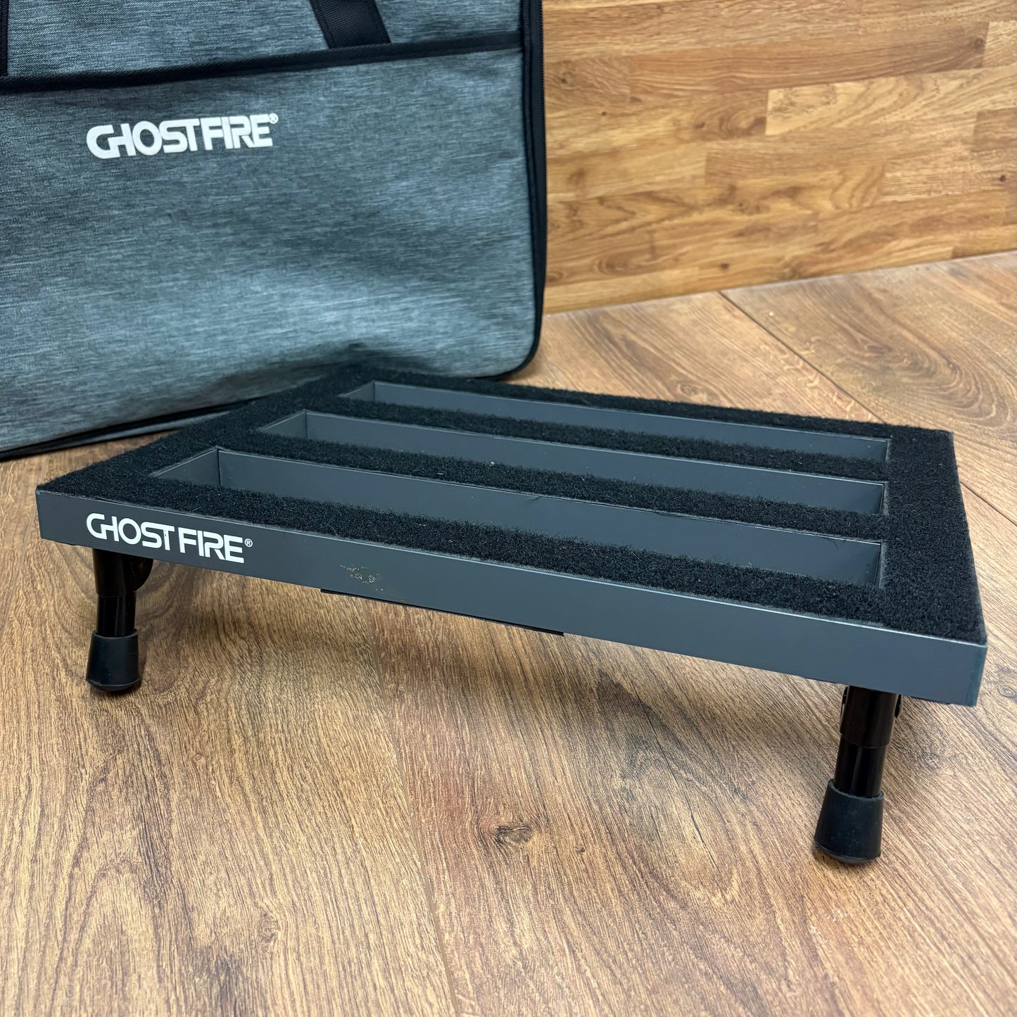Pre-Owned Ghost Fire Guitar Pedal Board w/ Carry Bag