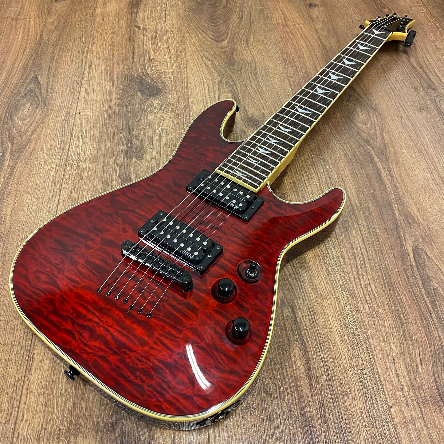 Pre-Owned Schecter Omen Extreme-7 - Black Cherry