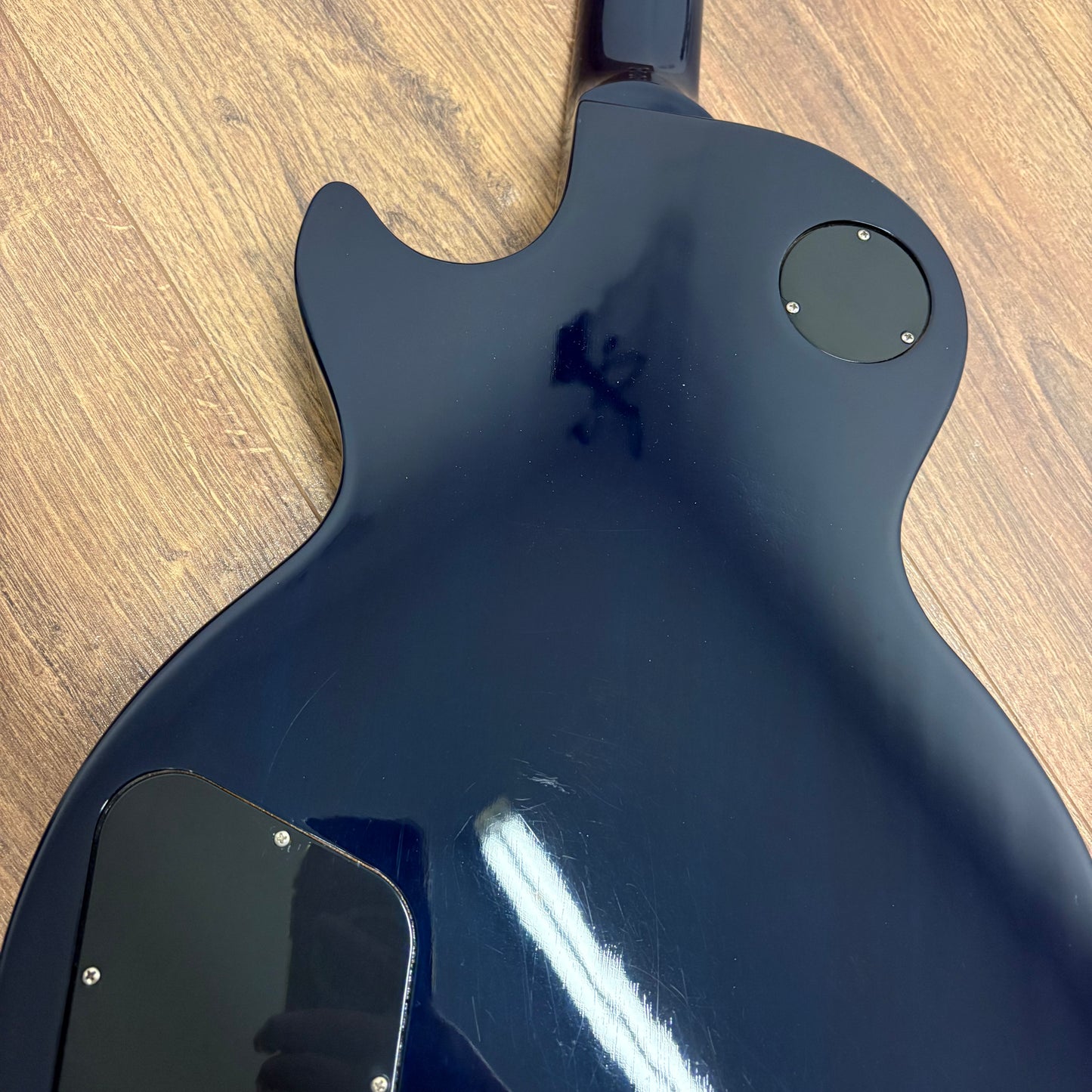 Pre-Owned Gibson Les Paul Classic Plus - Manhattan Midnight - 2011