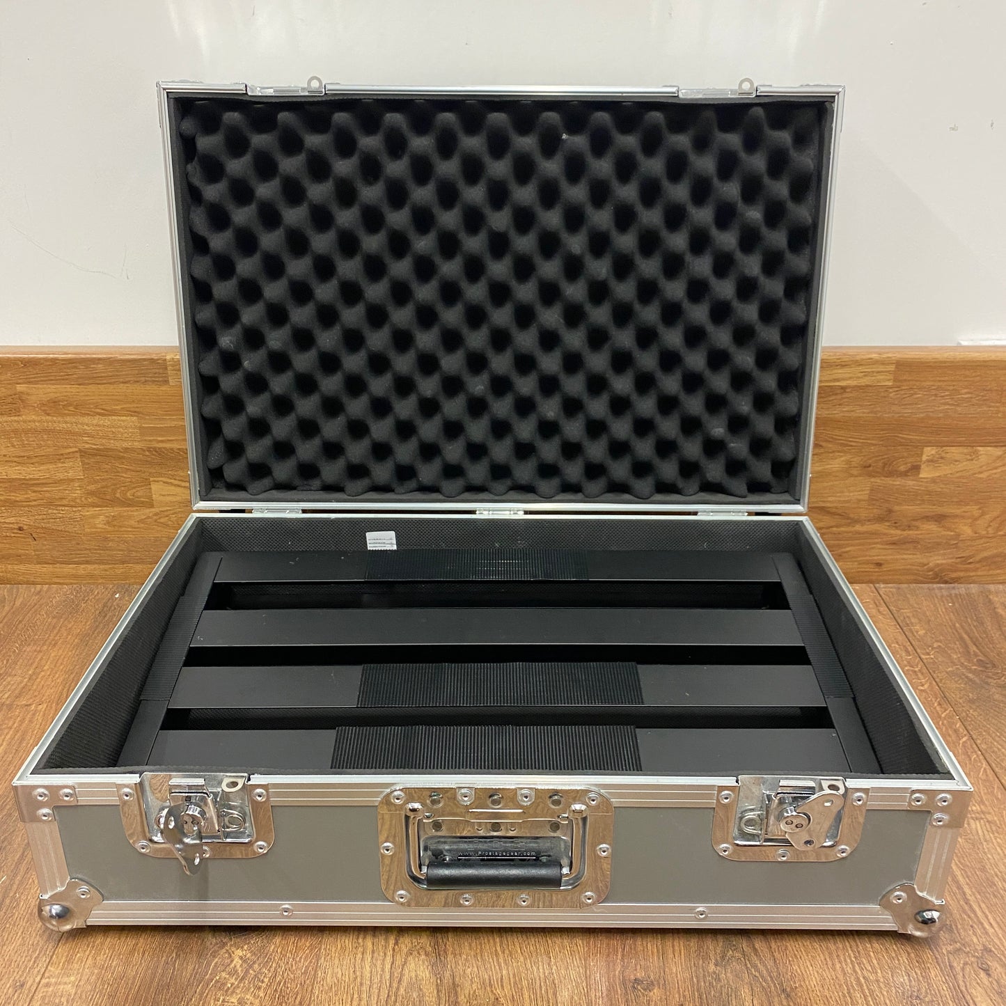 Pre-Owned Pedaltrain Novo 24 w/ Tour Case