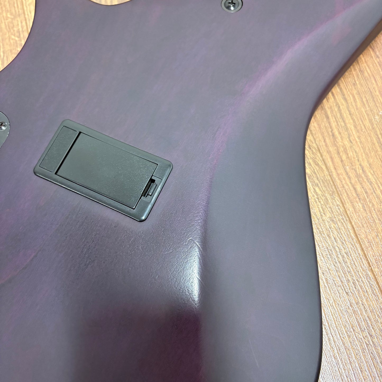 Pre-Owned Cort Space 4 Headless Bass - Star Dust Green