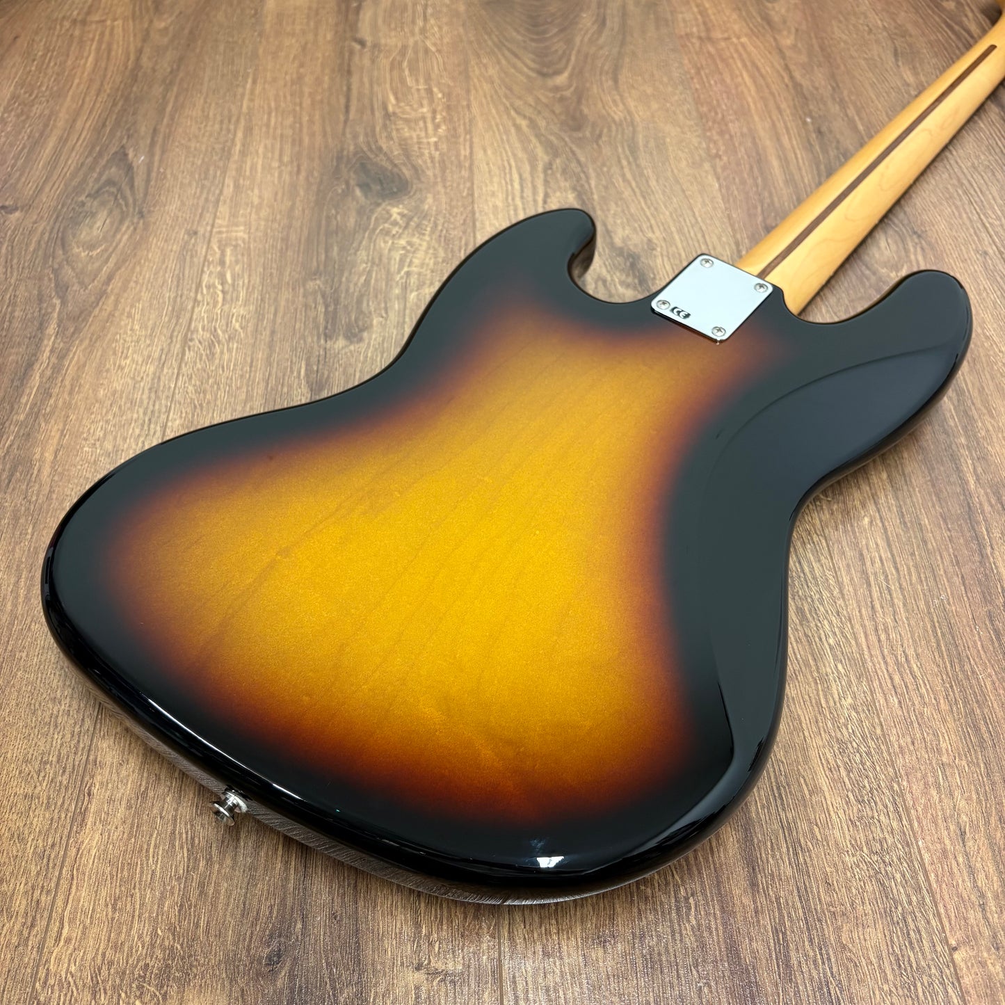 Pre-Owned Fender Standard Fretless Jazz Bass - Sunburst