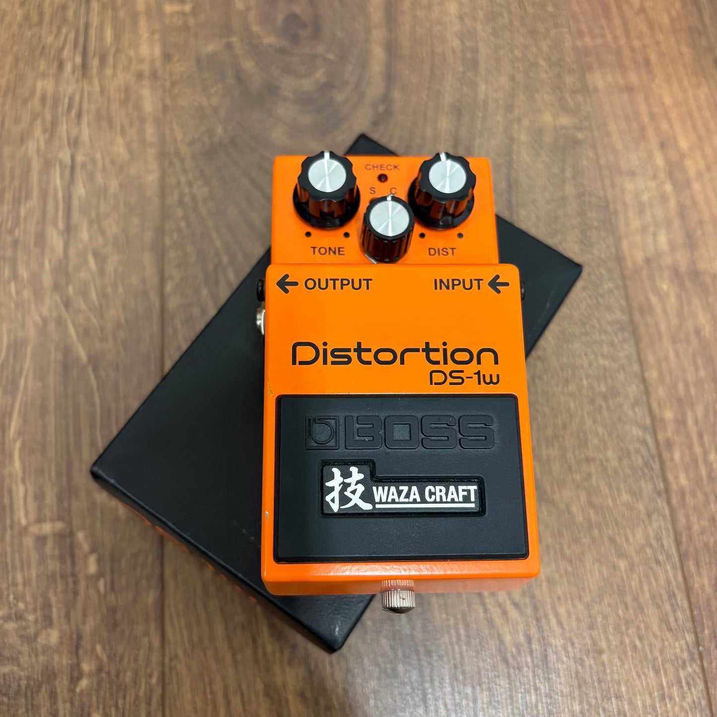 Pre-Owned Boss DS-1W Waza Craft Distortion Pedal